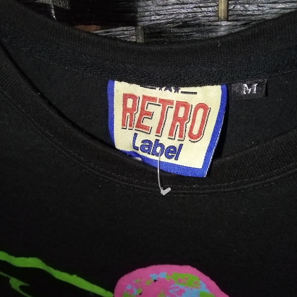 Graphic Tees And Nikes 10.5 - Picture 2 of 6